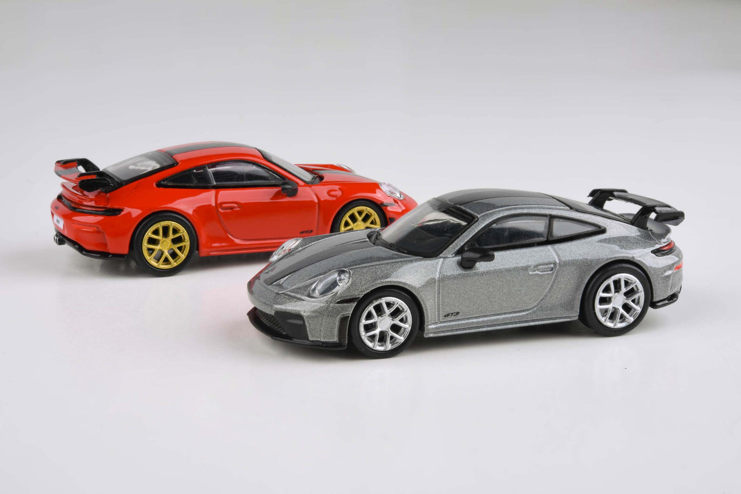 1:64 2025 Porsche 911 GT3 (992.2) Guards Red / GT Metallic Silver