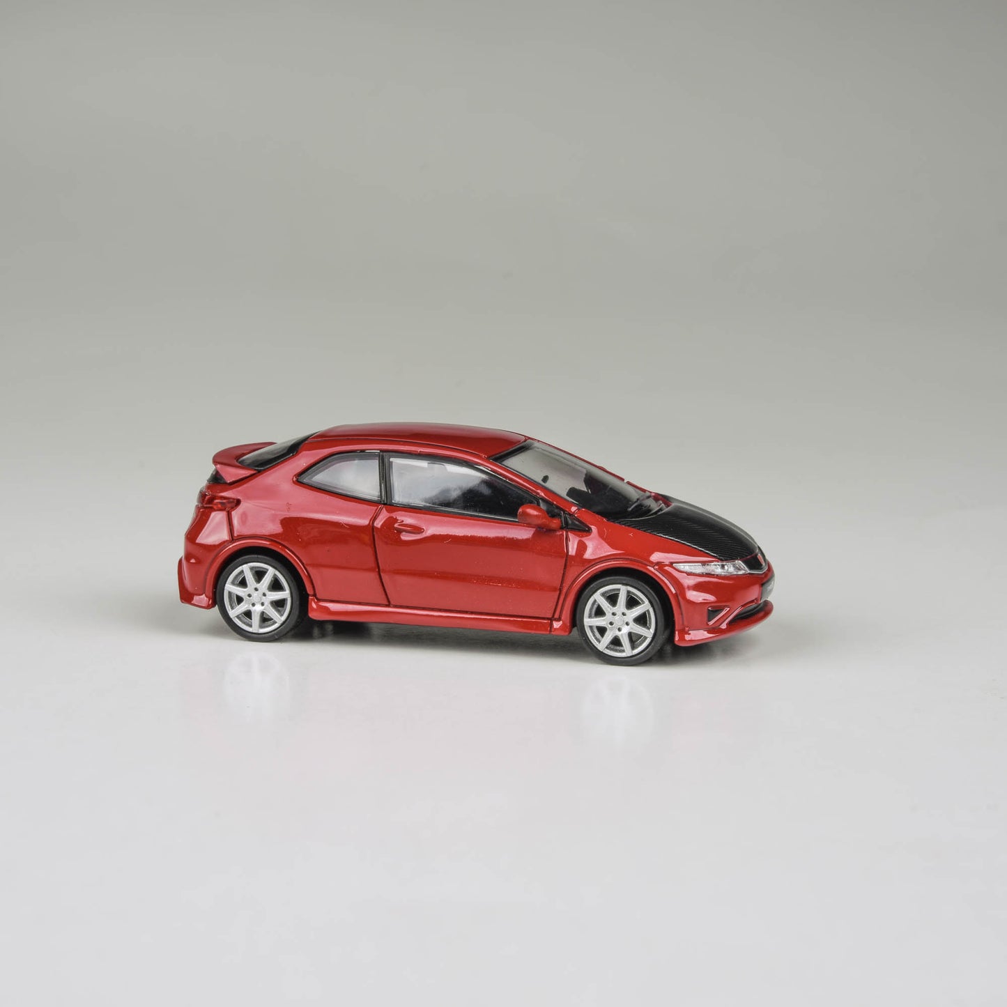 1:64 Honda 2007 Civic Type R FN2 Euro - Milano Red w/Carbon Hood