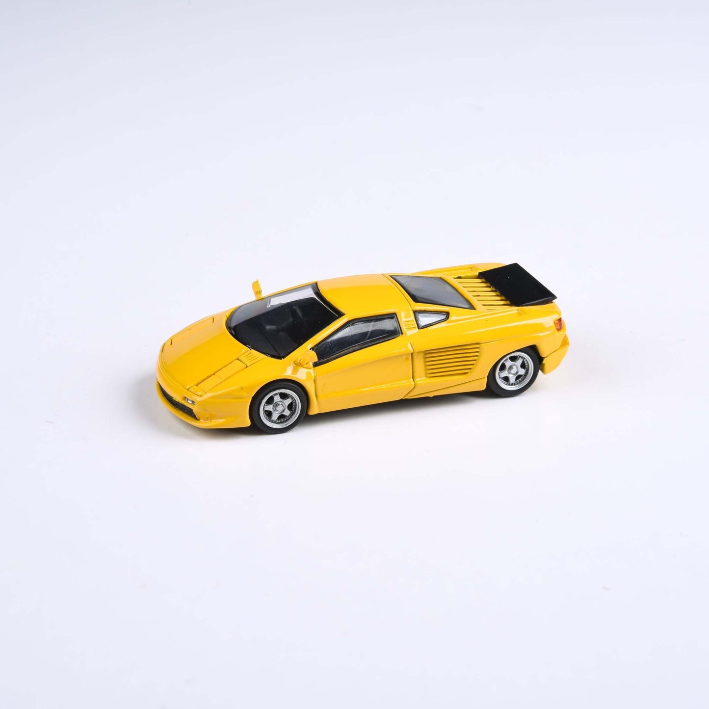 1:64 1991 Cizeta V16T
Rosso Diablo / Super Fly Yellow