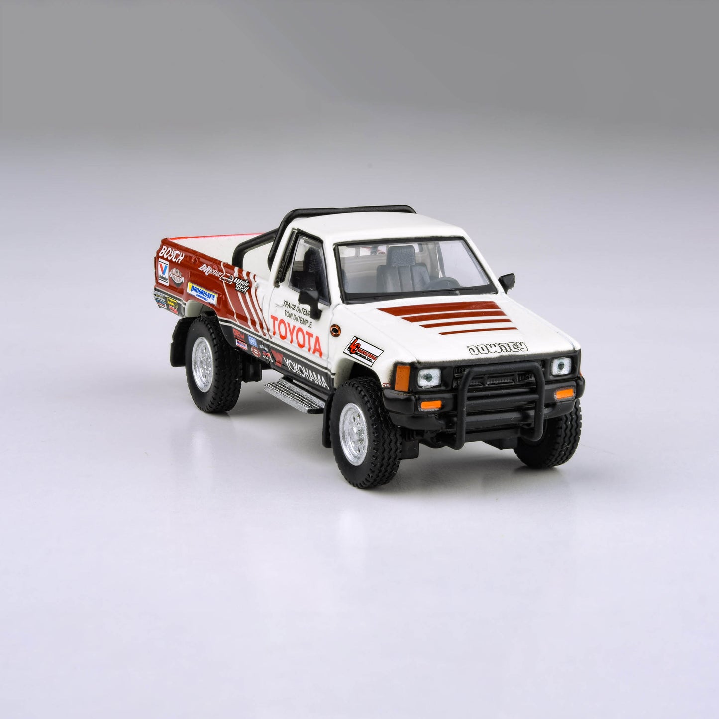 1:64 1985 Toyota Hilux Class 7s Racing