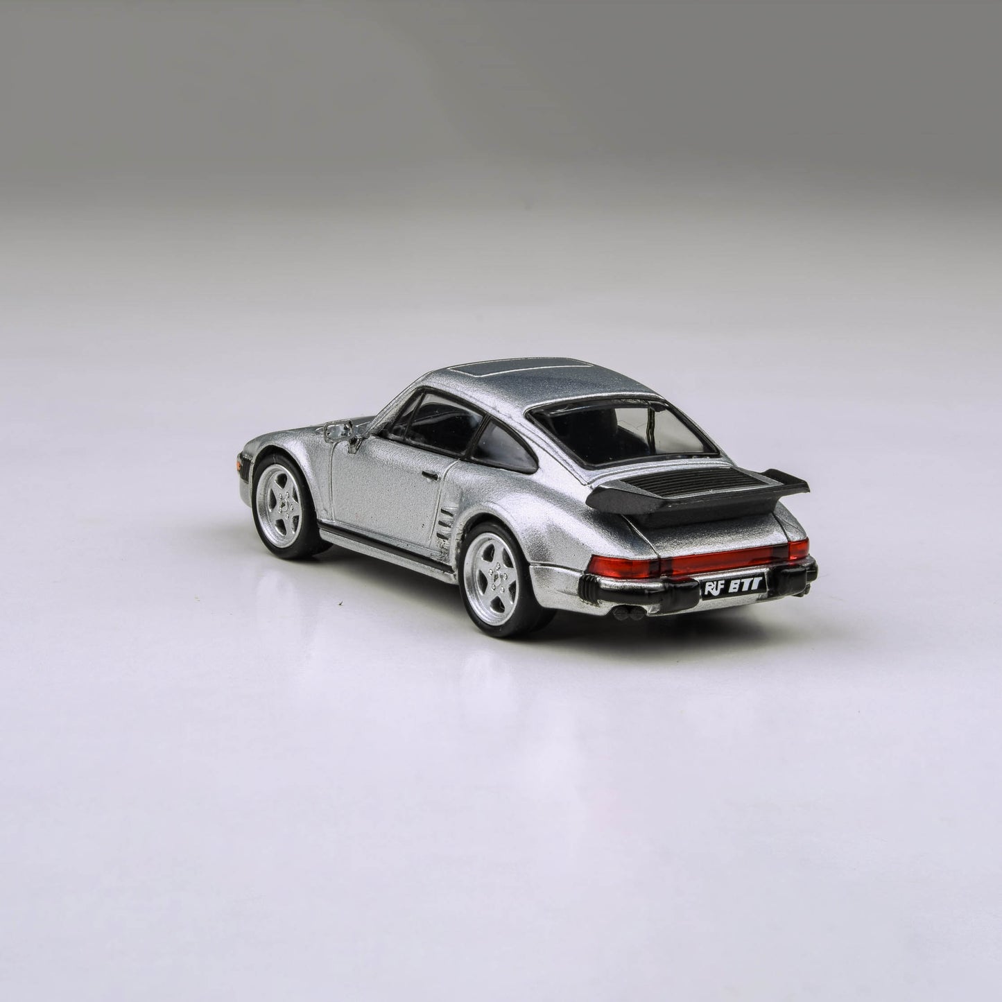1:64 1986 RUF BTR Slantnose Silver