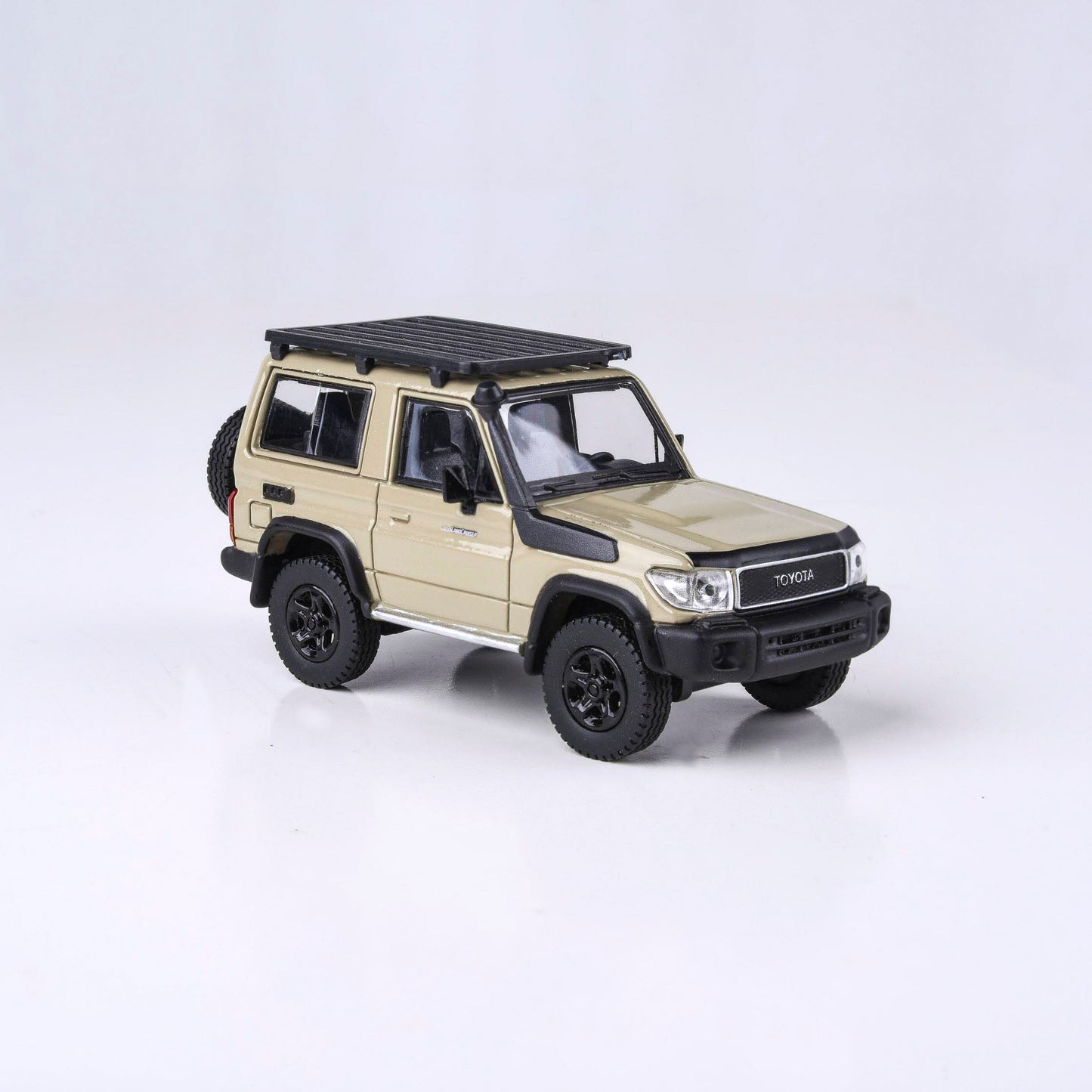 1:64 2022 Toyota Land Cruiser 71 Sandy Taupe 70th Anniversary