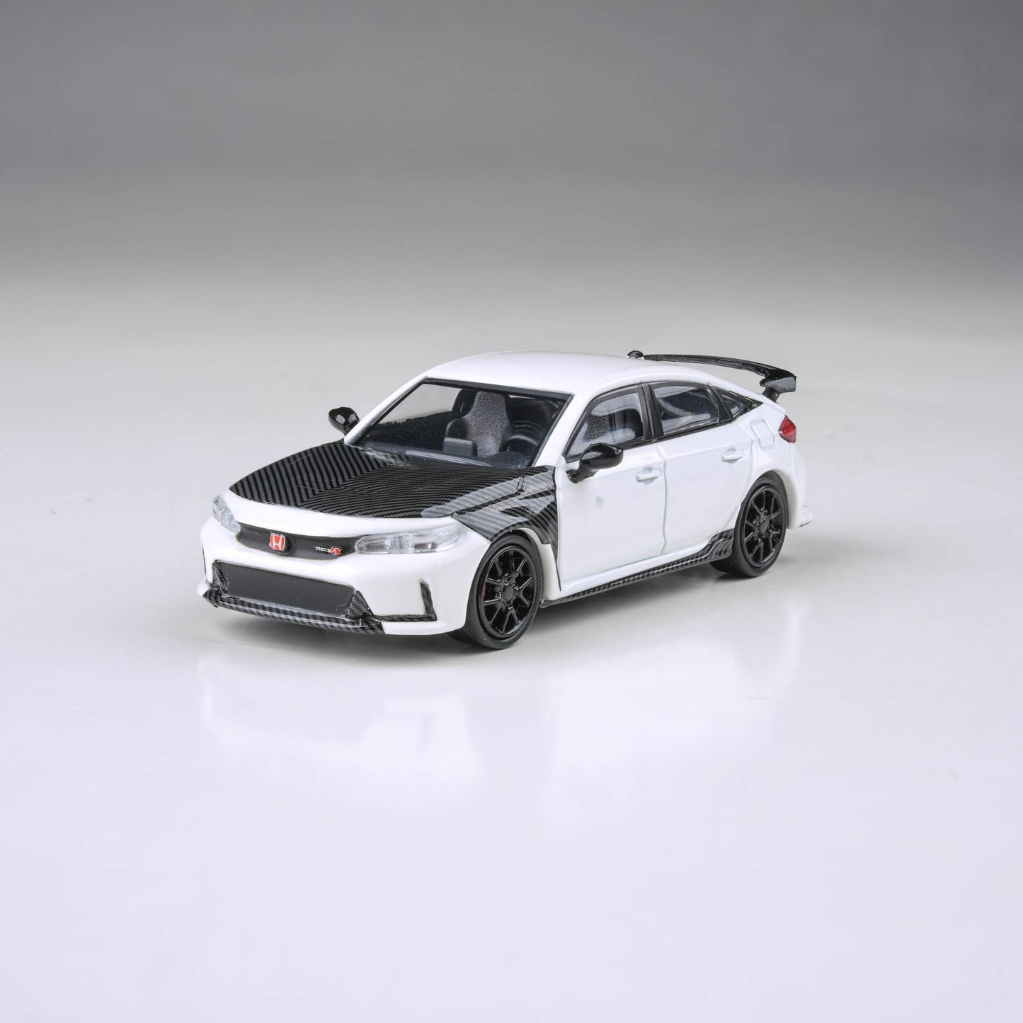 1:64 2025 Honda Civic Type R FL5 White w/ Carbon parts