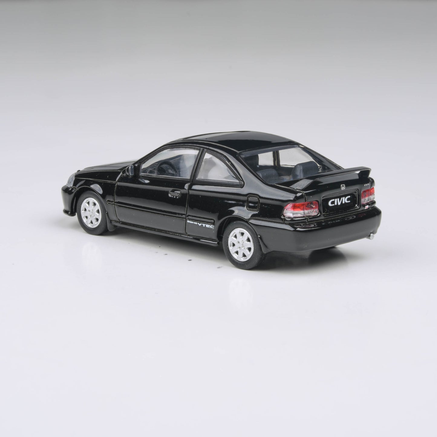 1:64 1999 Honda Civic Si EM1 - Flamenco Black / Taffeta White