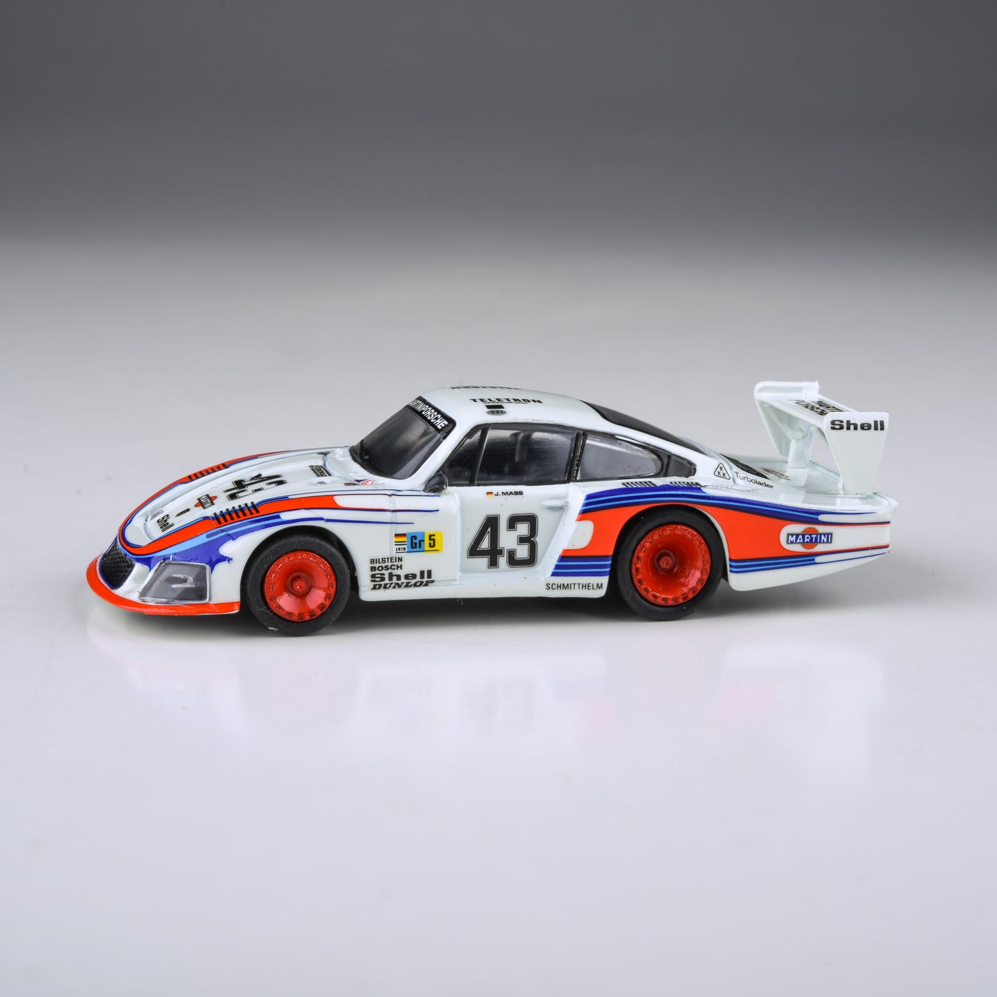1:64 Porsche 935/78 1978 Le Mans - Martini / 1981 Laguna Seca - Momo / Penthouse