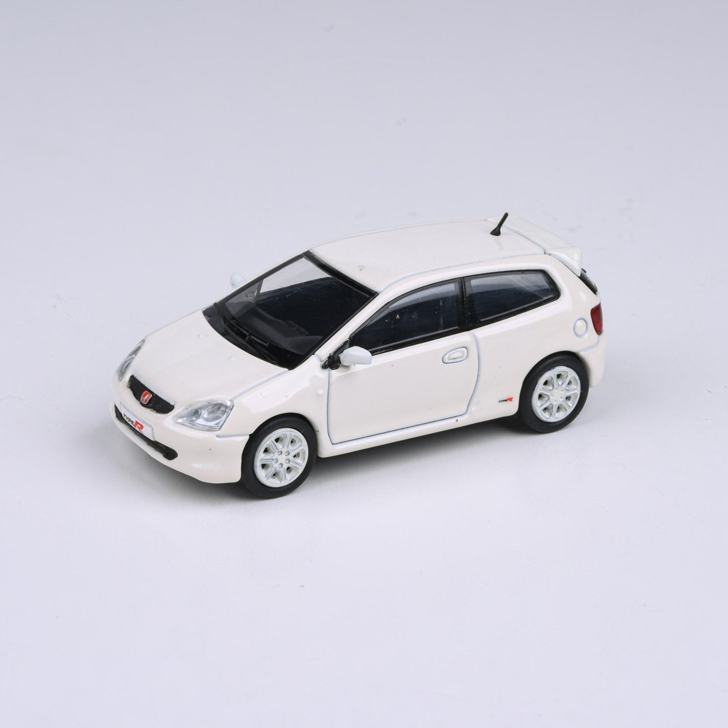 1:64 Honda 2001 Civic Type R EP3 -
Championship White / Nighthawk Black