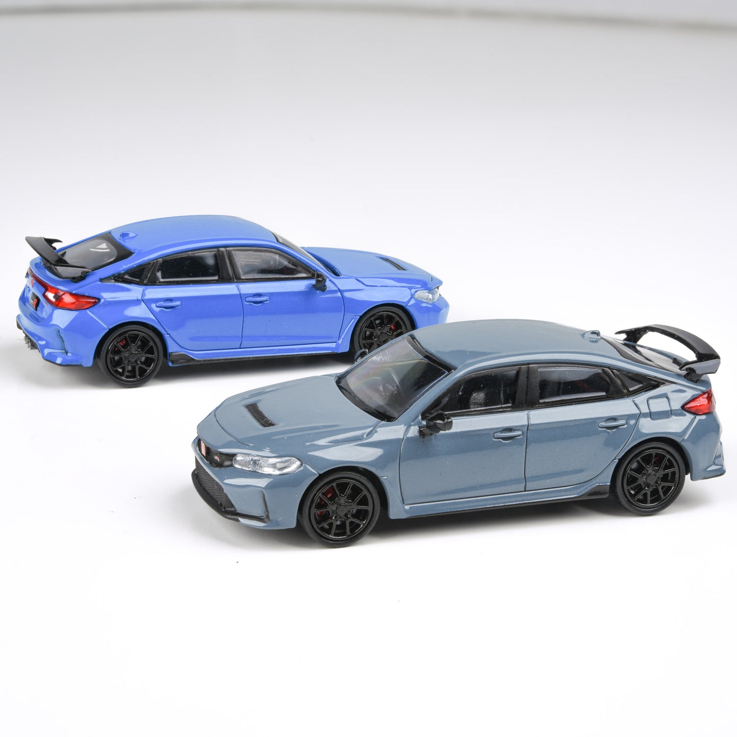 1:64 2023 Honda Civic Type R FL5 - Boost Blue Pearl / Sonic Grey Pearl