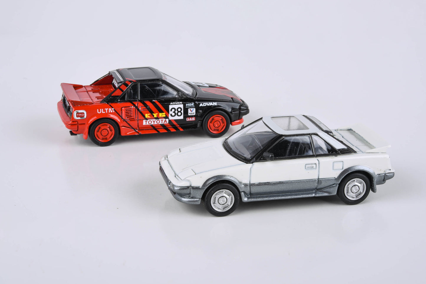 1:64 1985 Toyota MR2 MK1 White and Silver / Autocross Livery