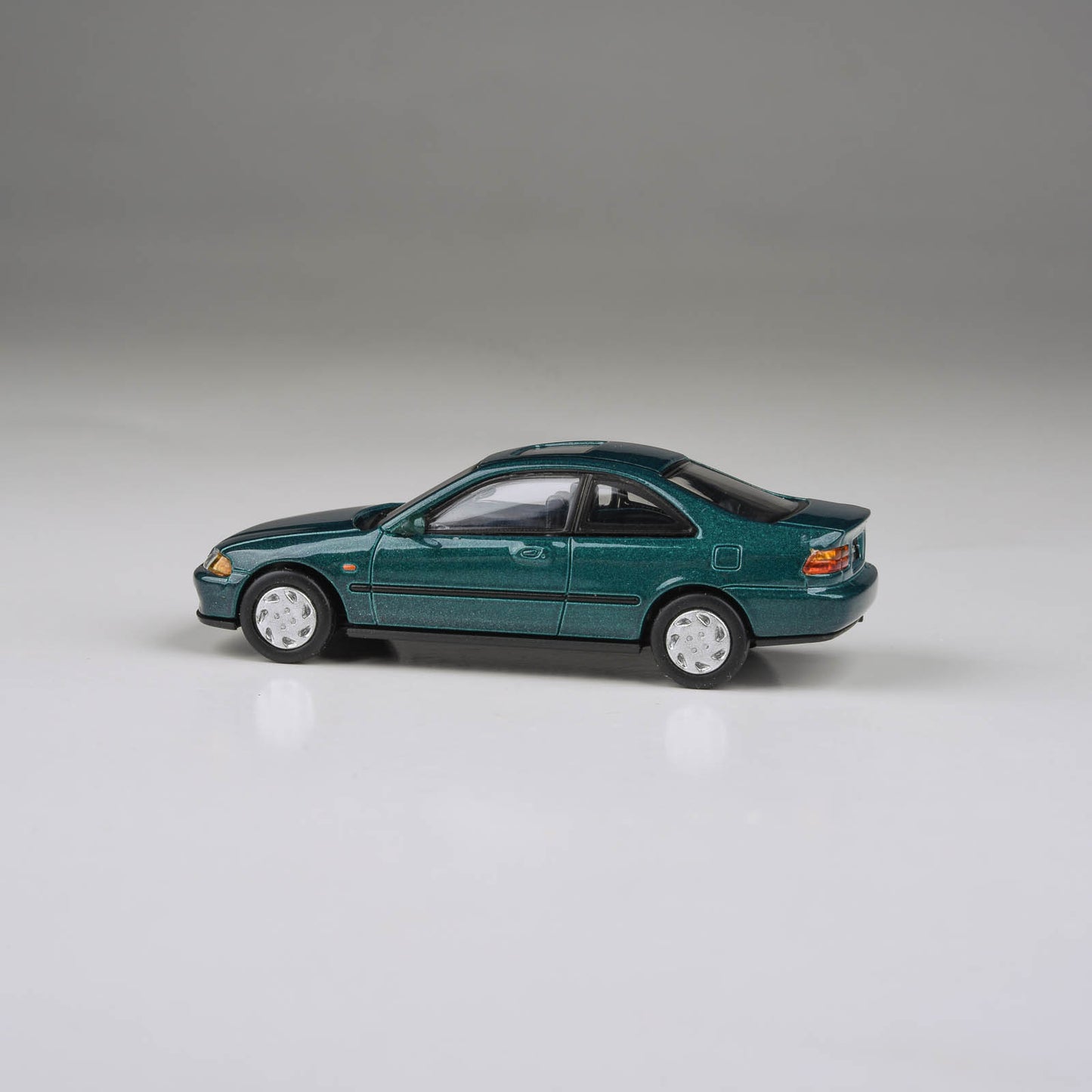 1:64 1995 Honda Civic Coupe EJ1 Paradise Blue Green