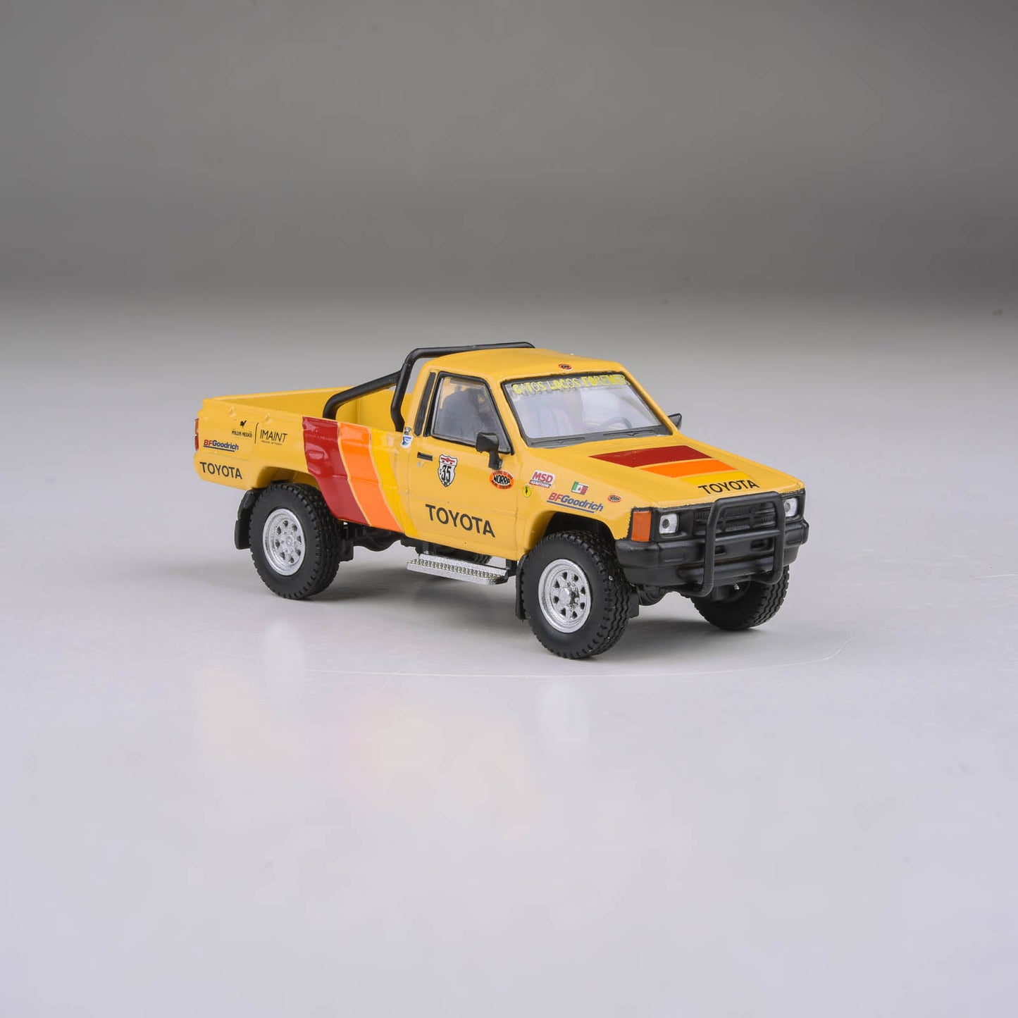 1:64 Toyota Hilux 2023 NORRA 1000
