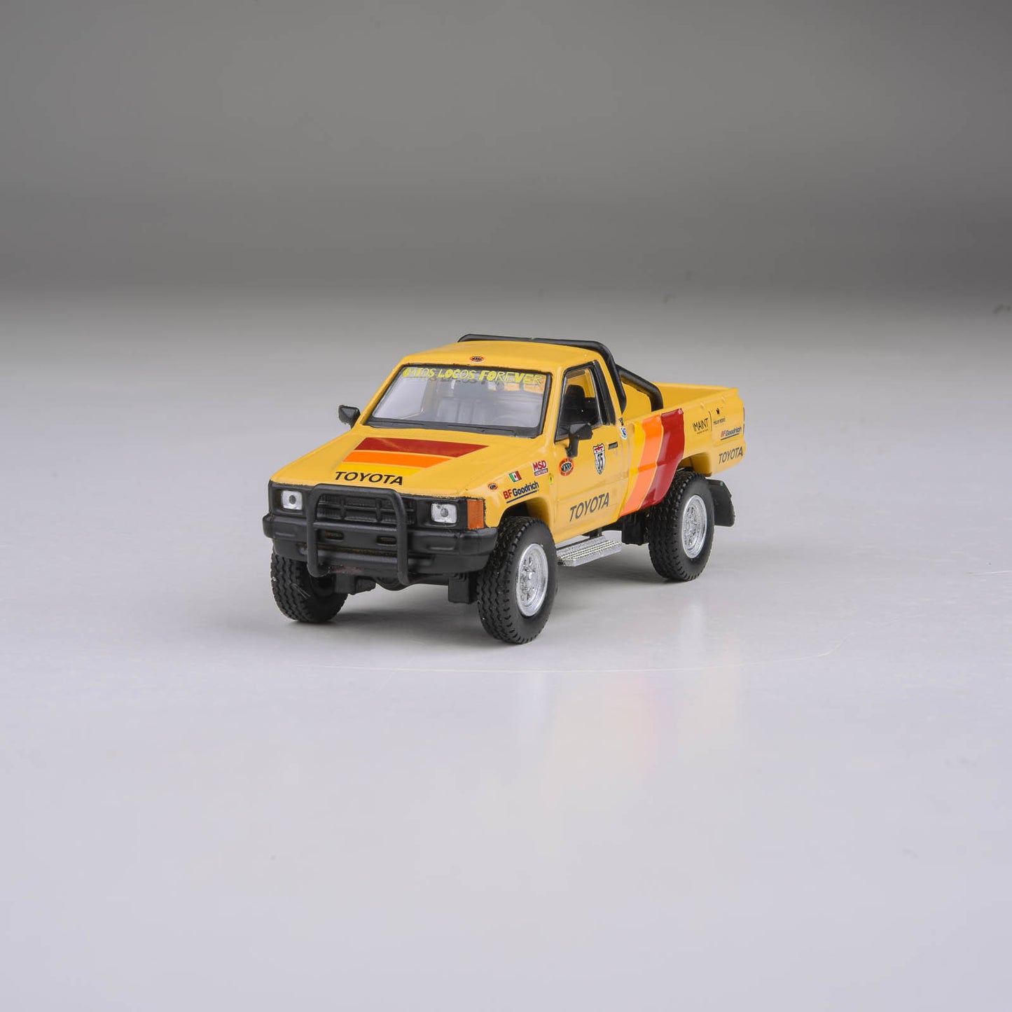 1:64 Toyota Hilux 2023 NORRA 1000