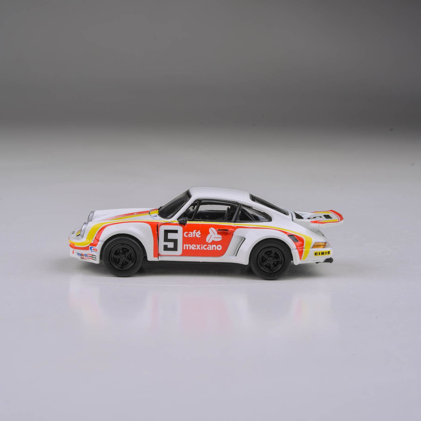 1:64 1974 Porsche 911 3.0 RSR 'Café Mexicano'