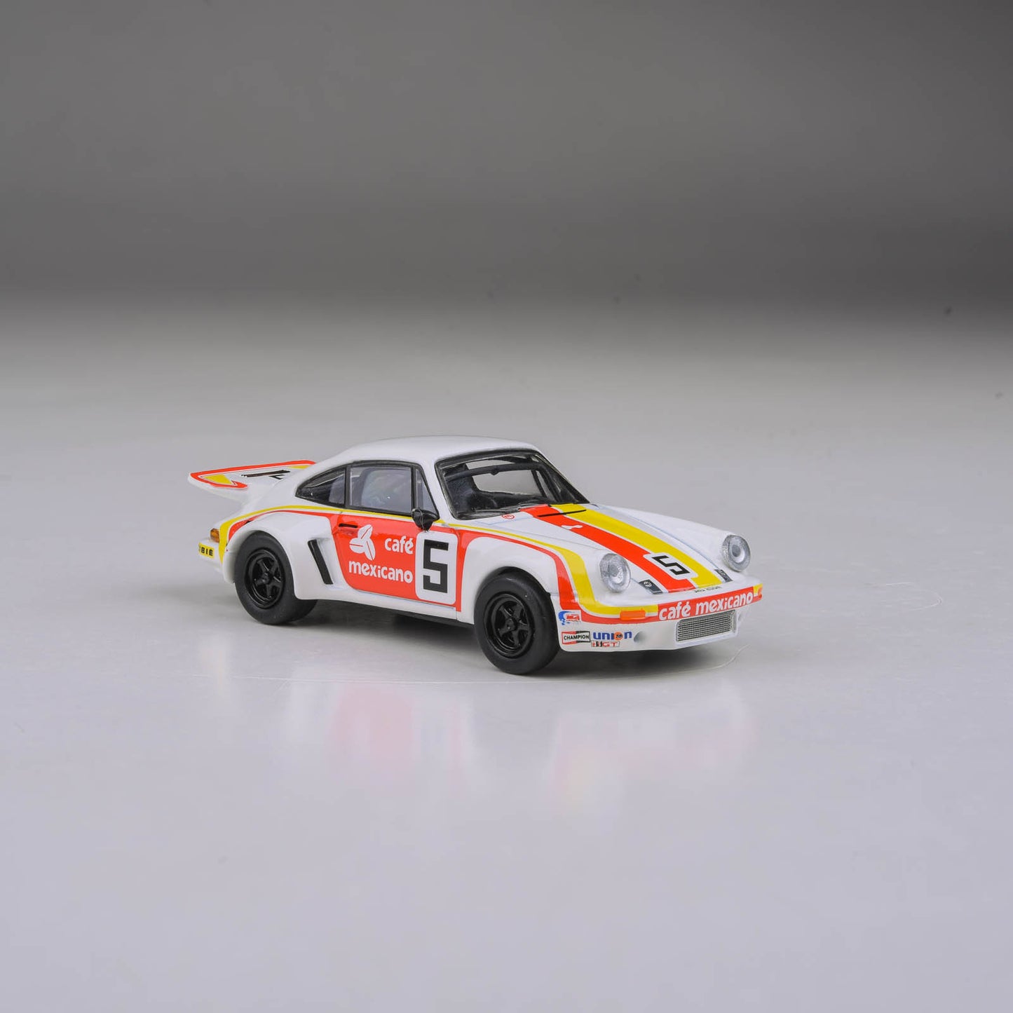 1:64 1974 Porsche 911 3.0 RSR 'Café Mexicano'
