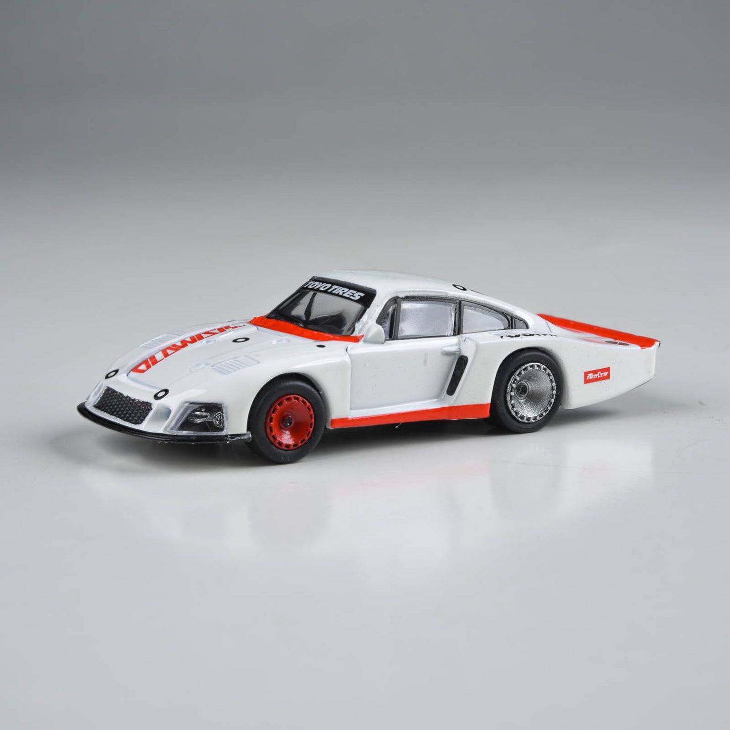 Bisimoto 935 Moby X EV
