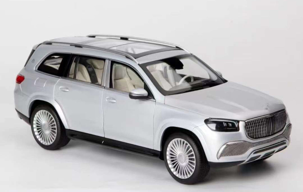 1:18 Scale 2020 Mercedes-Maybach GLS 600 - Silver / Gold over Black