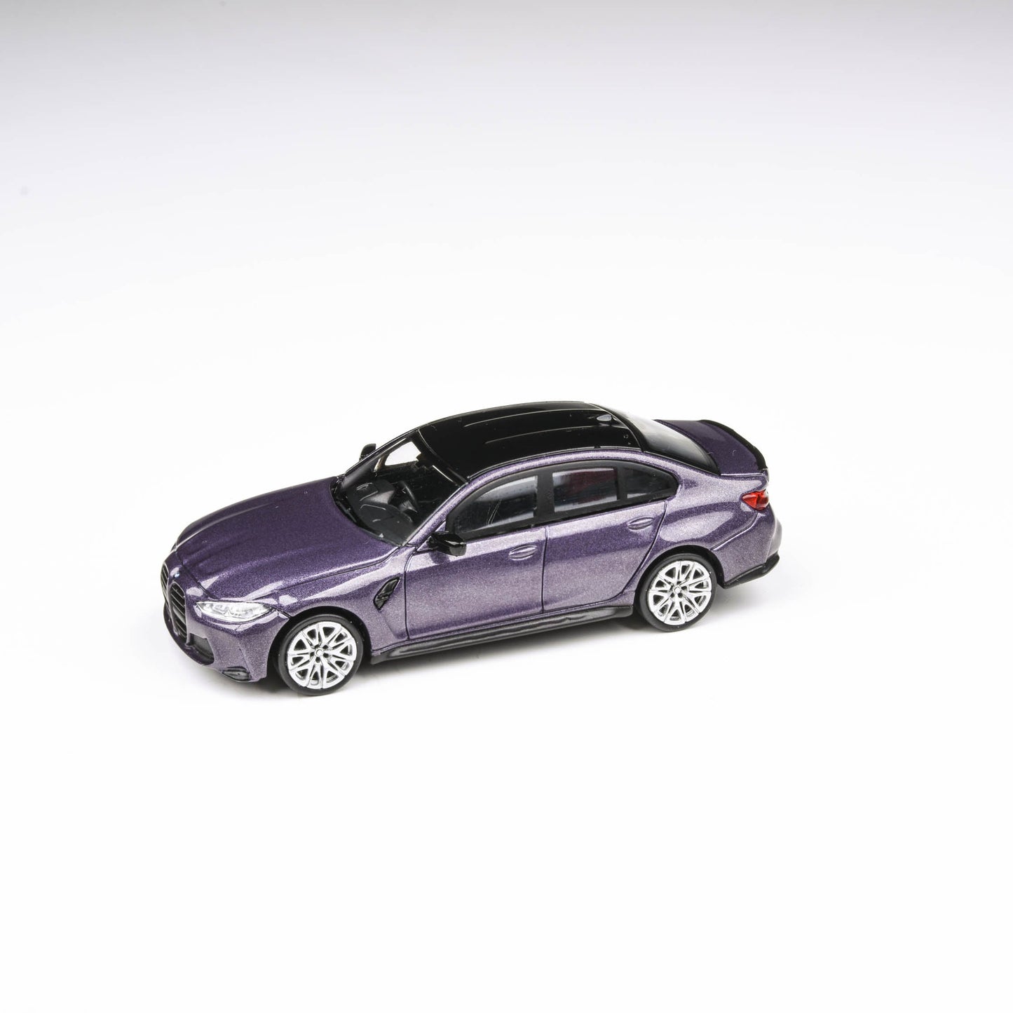 1:64 BMW M3 (G80) Skyscraper Grey / Twilight Purple