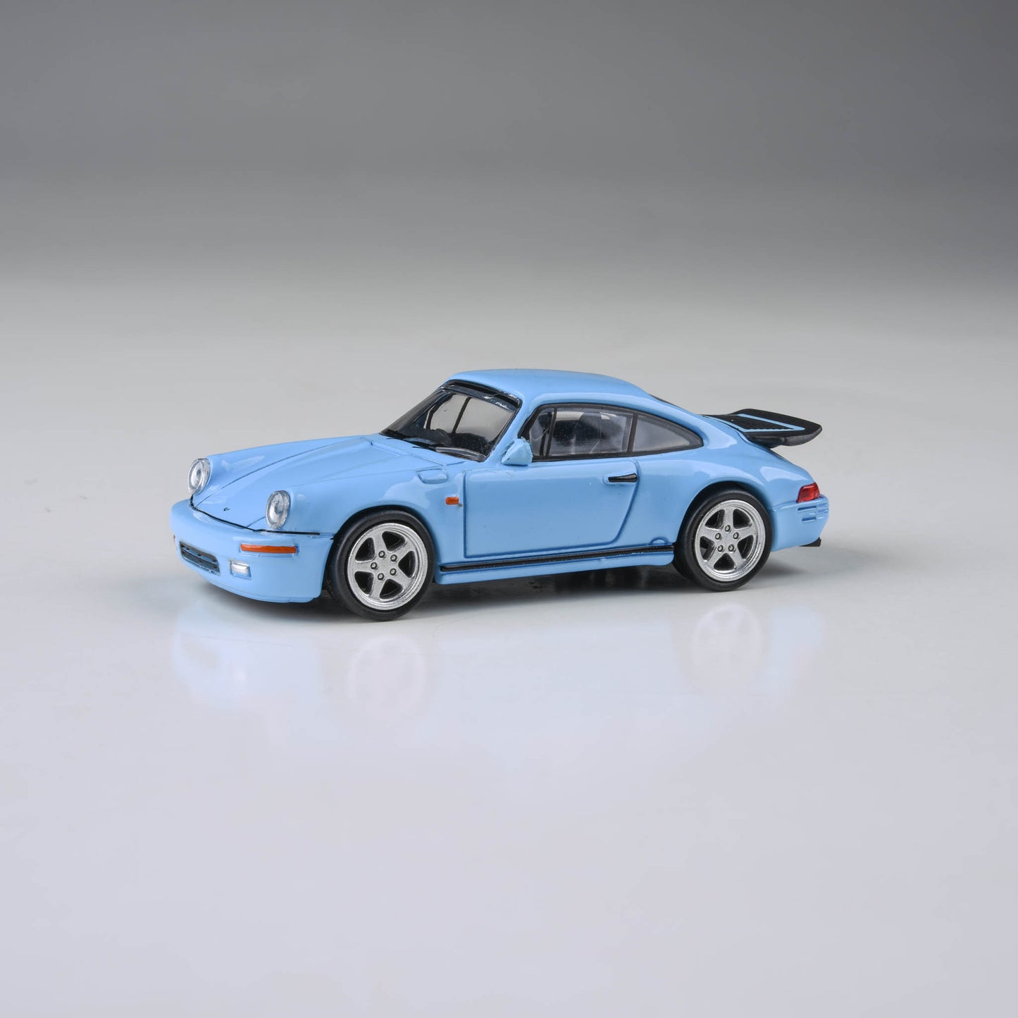 1:64 RUF CTR Yellowbird 1987 Gulf Blue