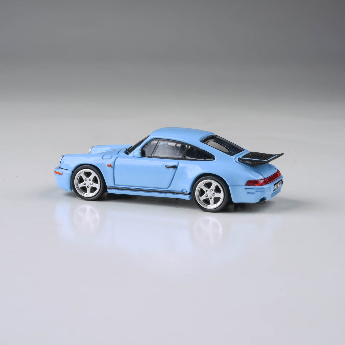 1:64 RUF CTR Yellowbird 1987 Gulf Blue