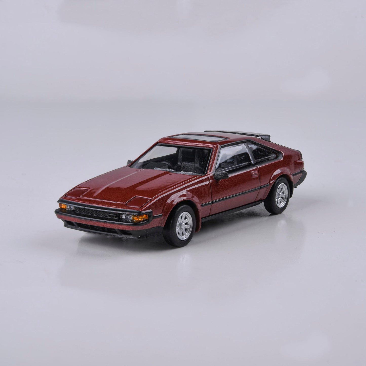 1:64 1984 Toyota Celica Supra Terracotta