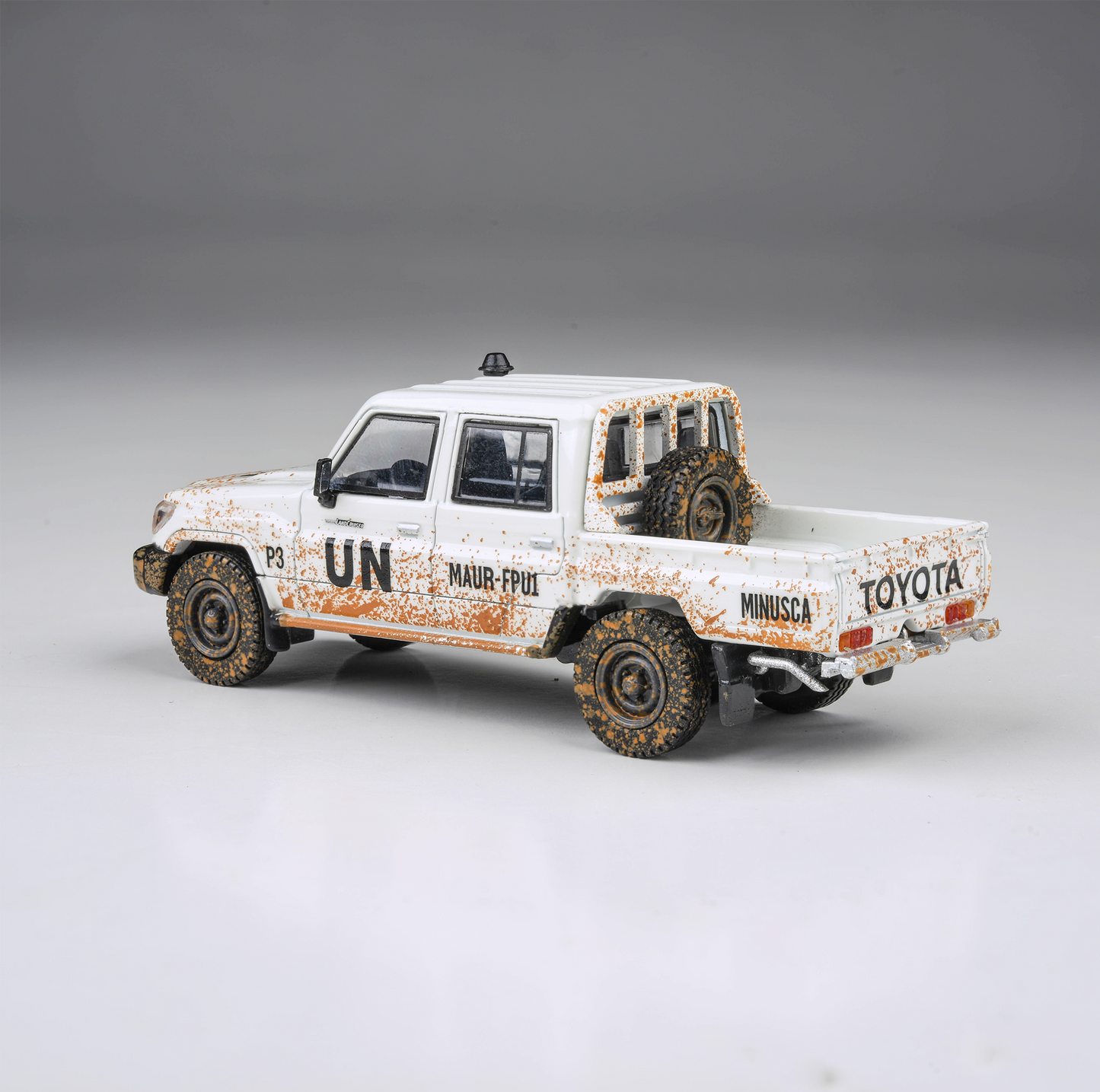 1:64 2014 Toyota Land Cruiser 79 UN MINUSCA Dusty LHD
