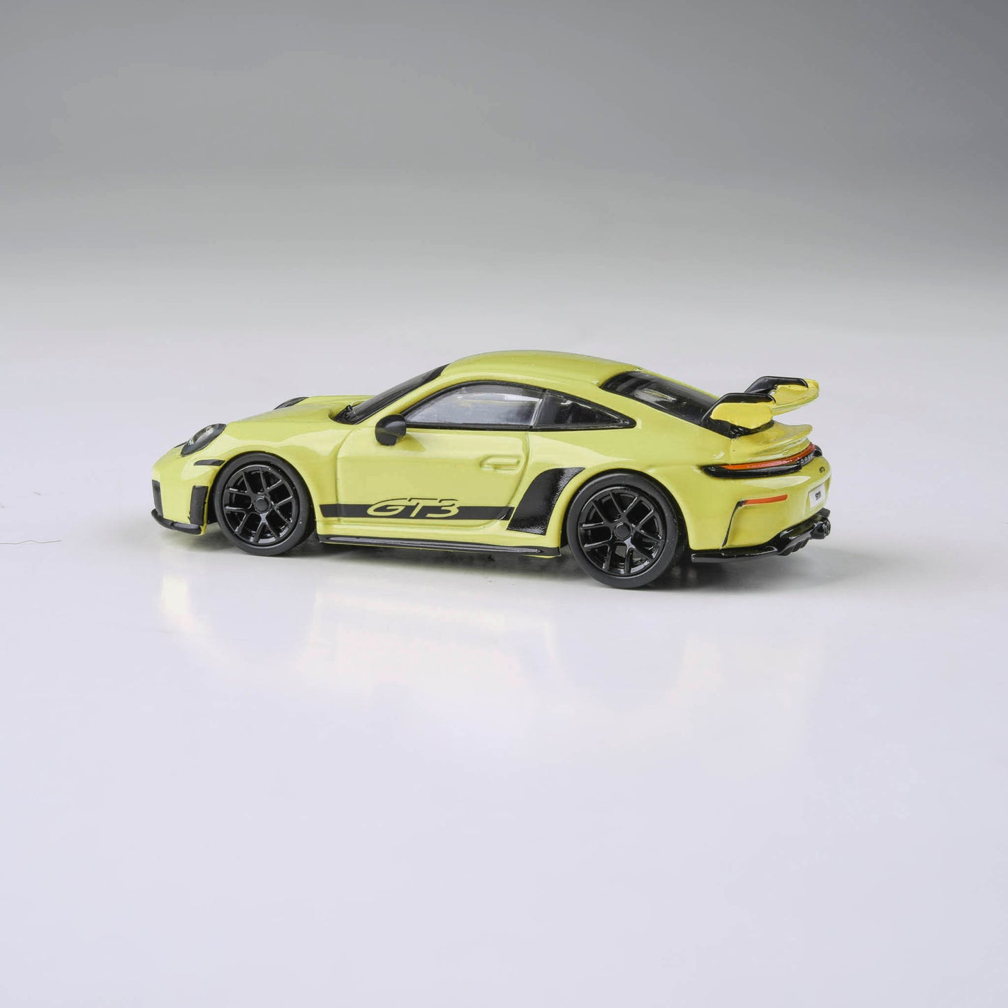 1:64 2025 Porsche 911 GT3 (992.2) Cartagena Yellow