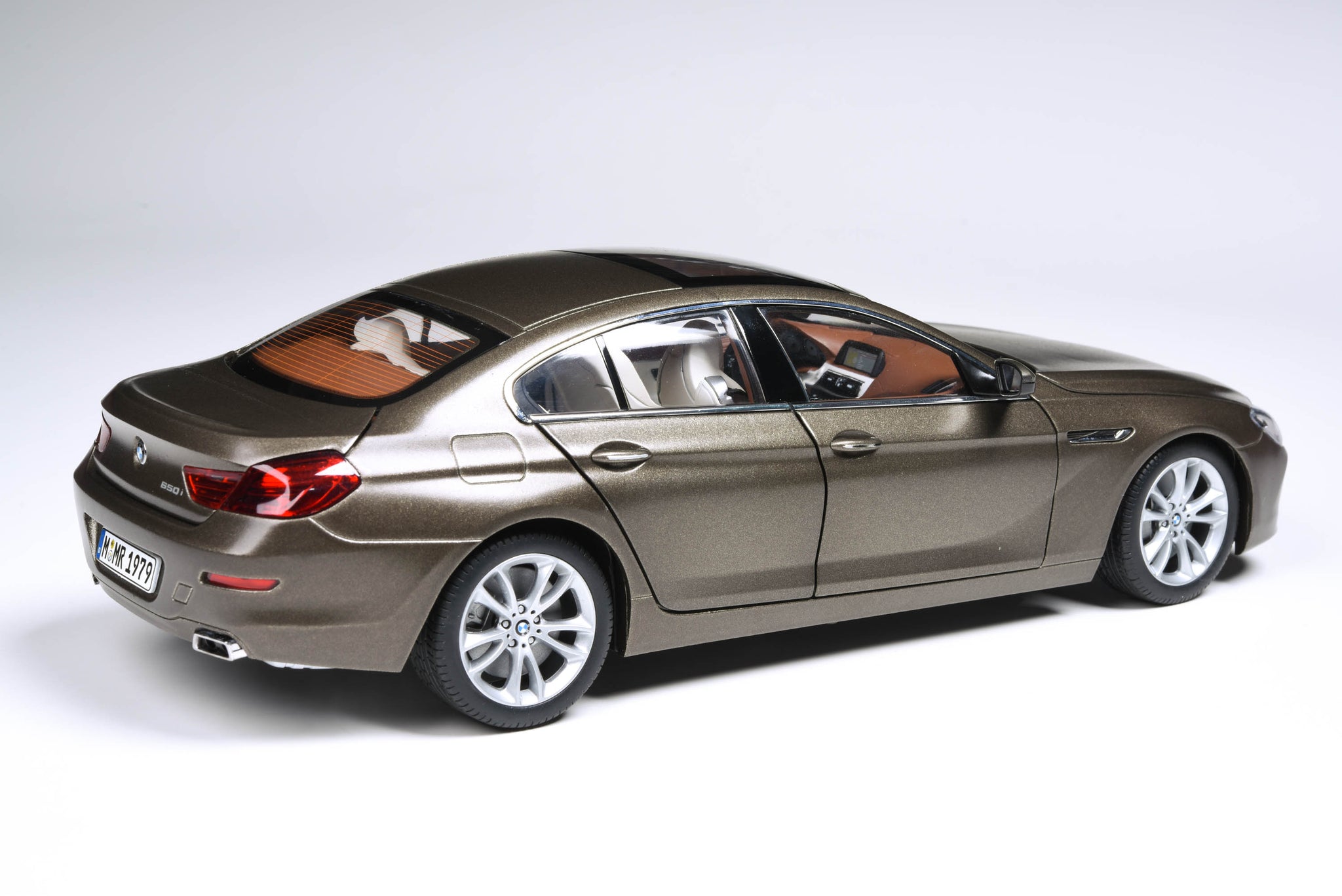 1:18 Scale BMW 650 Gran Coupe – paragonmodelstore