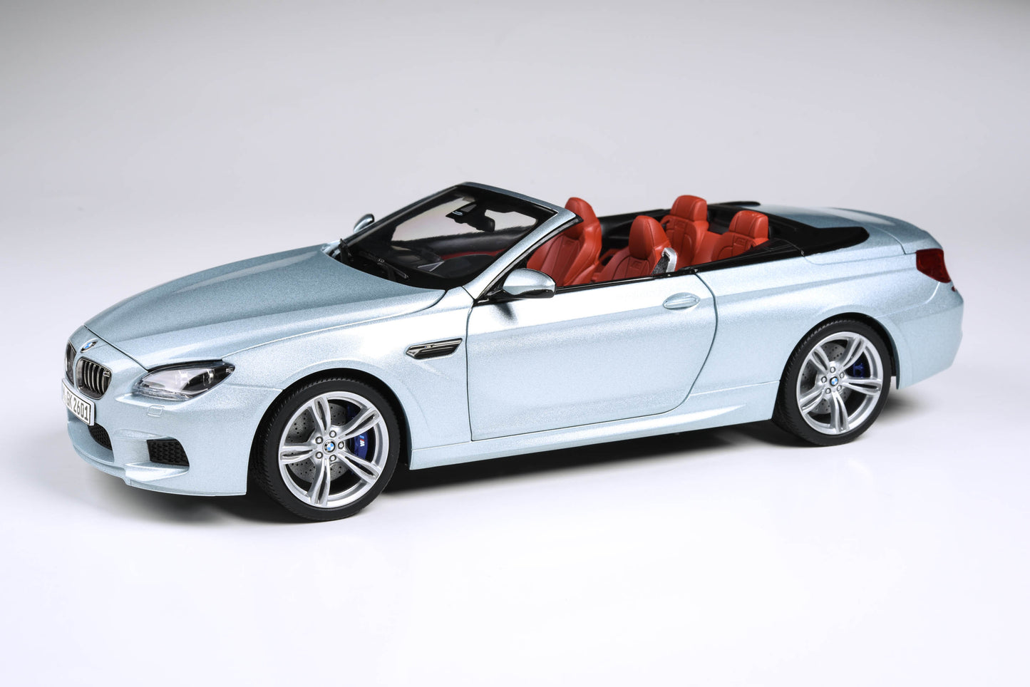 1:18 Scale BMW M6 Cabrio