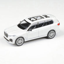 Load image into Gallery viewer, 1:64 BMW X7 Black / White
