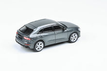 Load image into Gallery viewer, 1:64 Audi RS Q8 Java Green / Daytona Grey (LHD)

