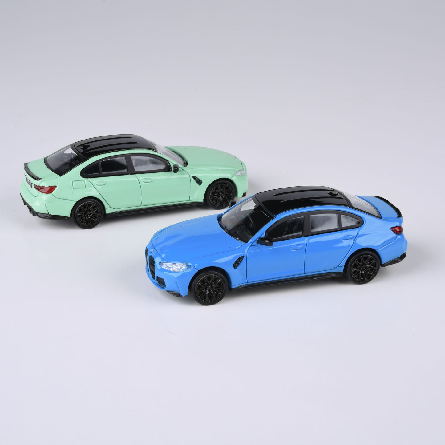1:64 BMW M3 (G80) Miami Blue / Mint Green