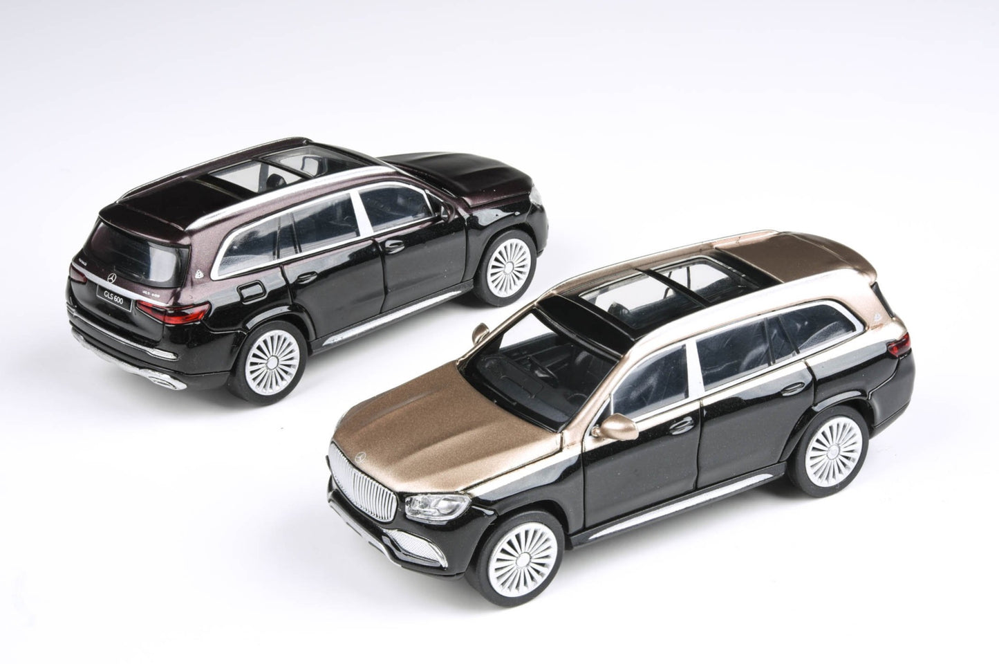 1:64 Mercedes-Maybach GLS 600 Two Tone