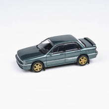 Load image into Gallery viewer, 1:64 Mitsubishi Galant VR-4 Oslo Green / Grace Silver
