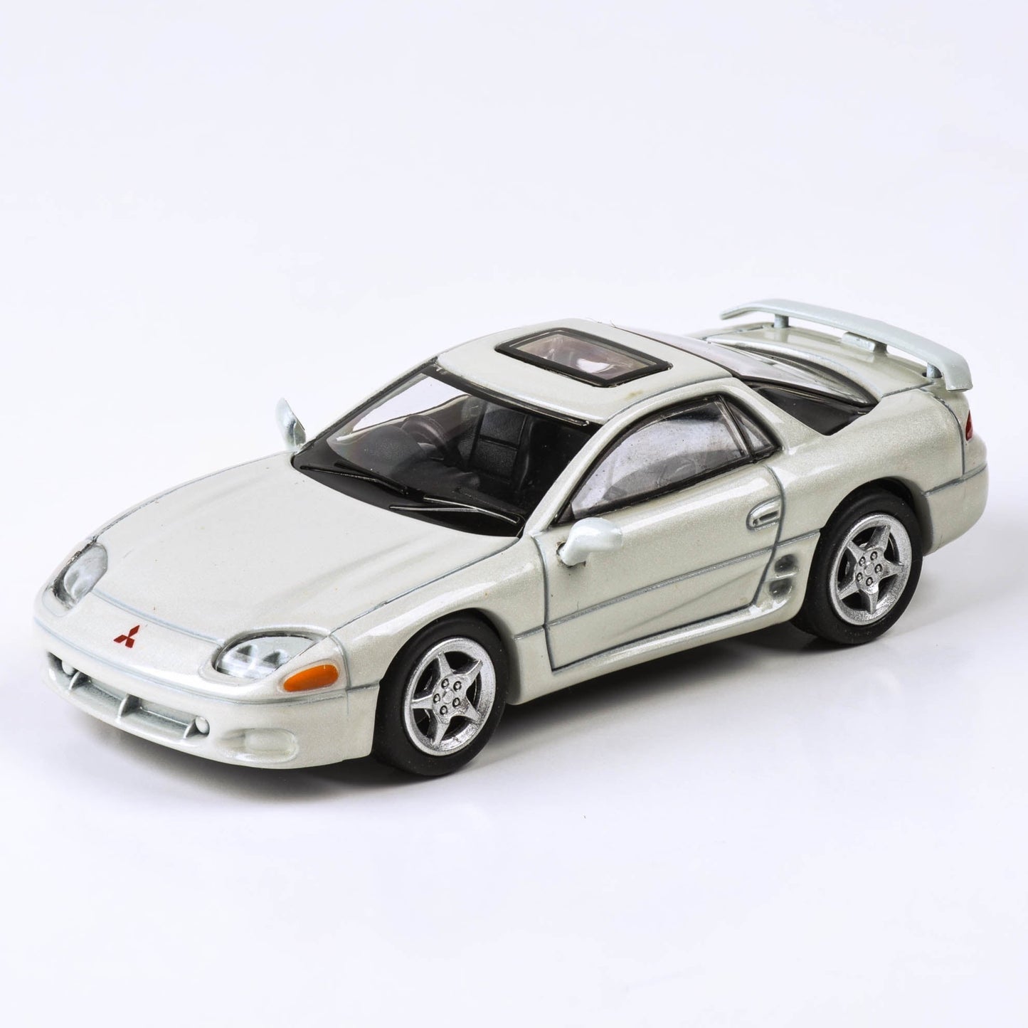 1:64 Mitsubishi GTO / 3000GT Glacier White Pearl