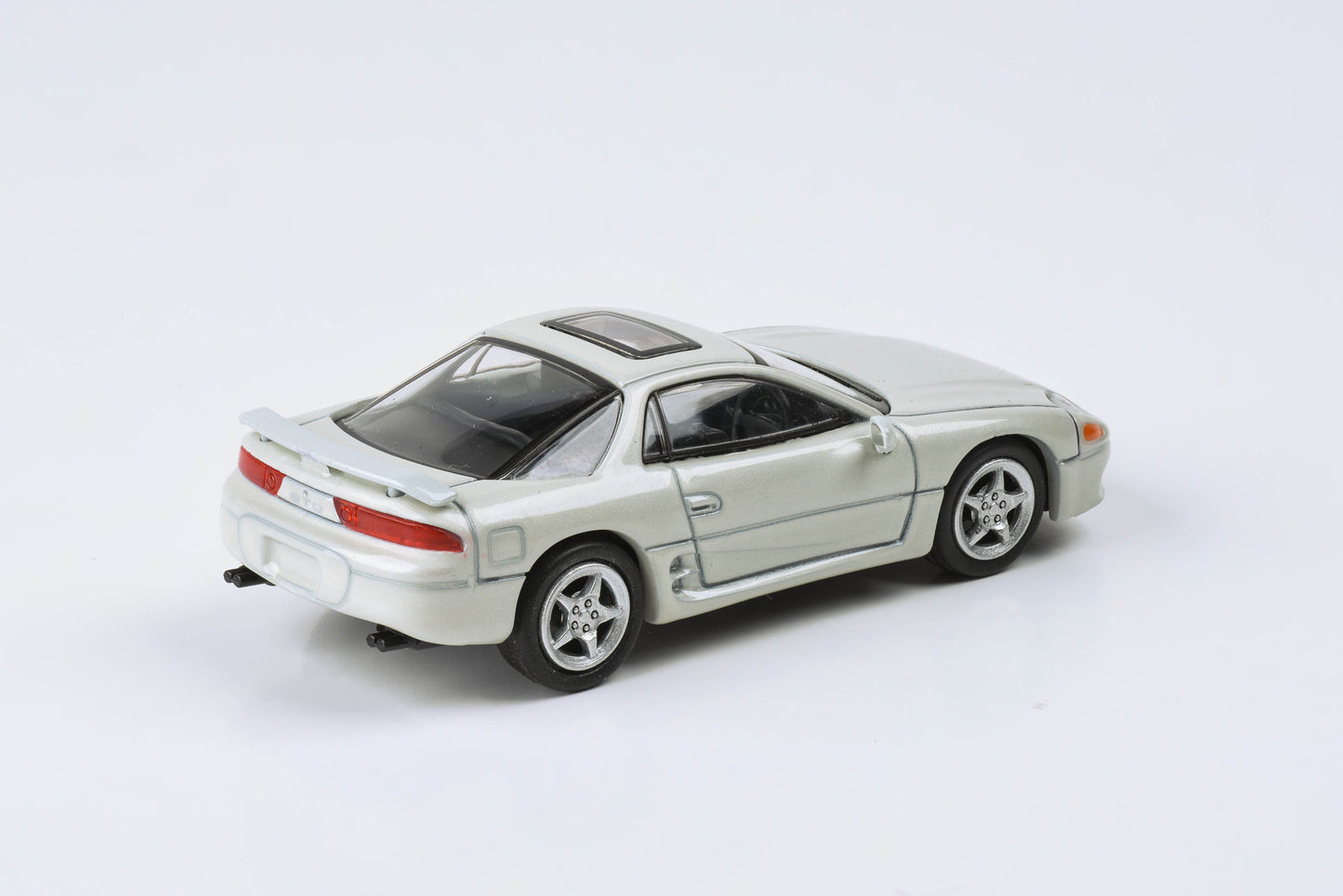 1:64 Mitsubishi GTO / 3000GT Glacier White Pearl