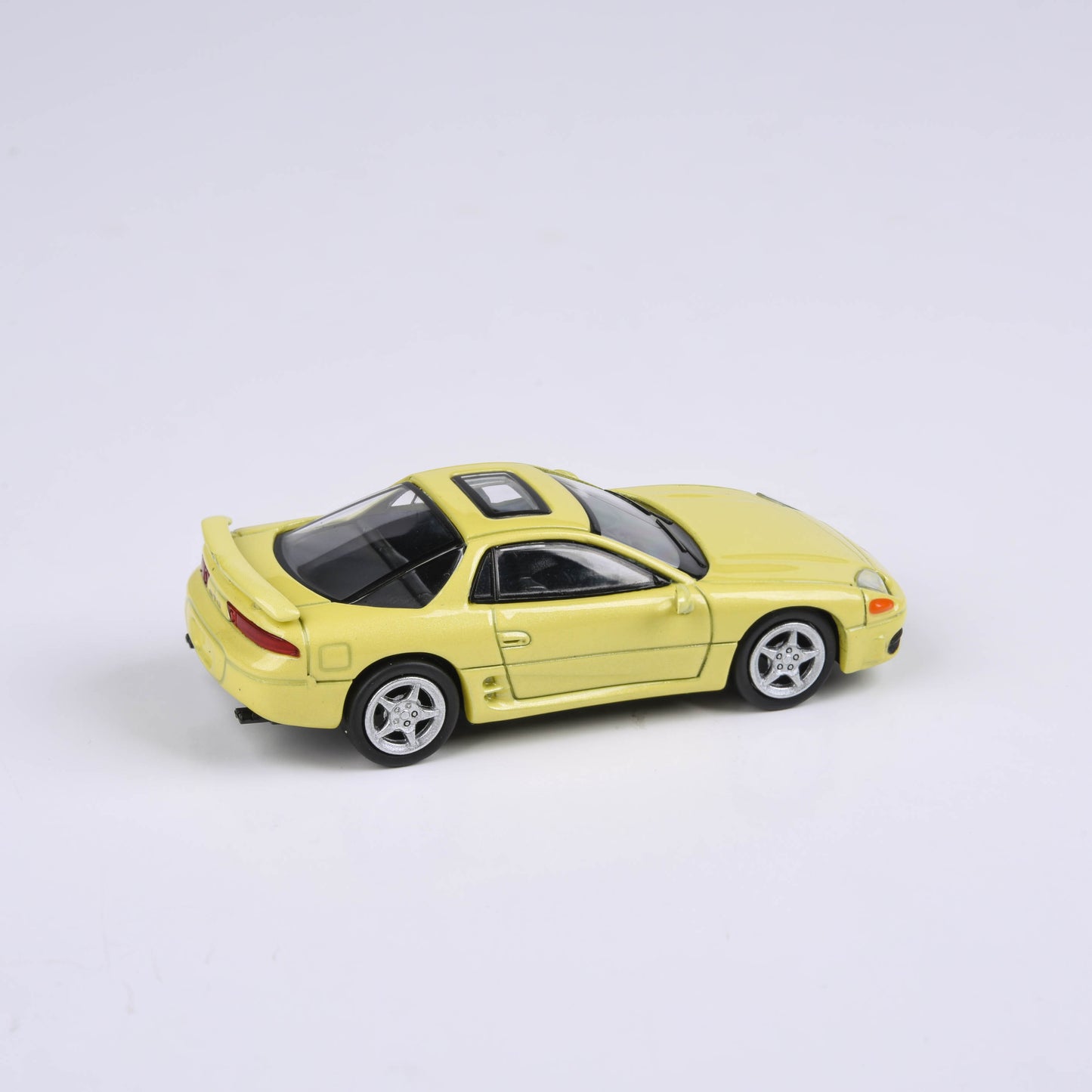 1:64 Mitsubishi GTO / 3000GT Martinique Yellow Pearl / Mariana Blue