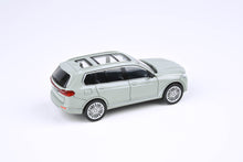 Load image into Gallery viewer, 1:64 BMW X7 - Nardo Grey &amp; Sunstone
