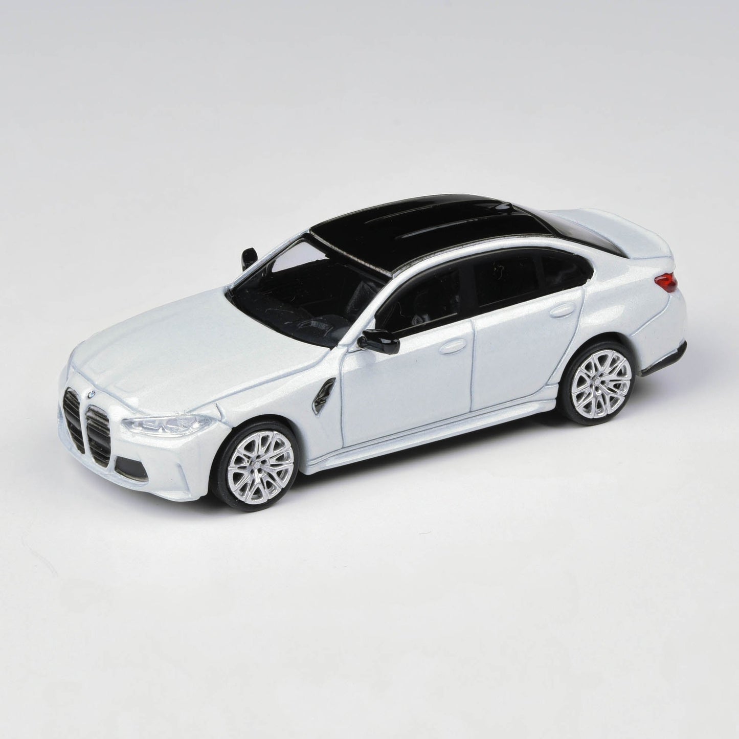 1:64 BMW M3 (G80) Isle of Man Green / Frozen Brilliant White