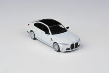 Load image into Gallery viewer, 1:64 BMW M3 (G80) Isle of Man Green / Frozen Brilliant White
