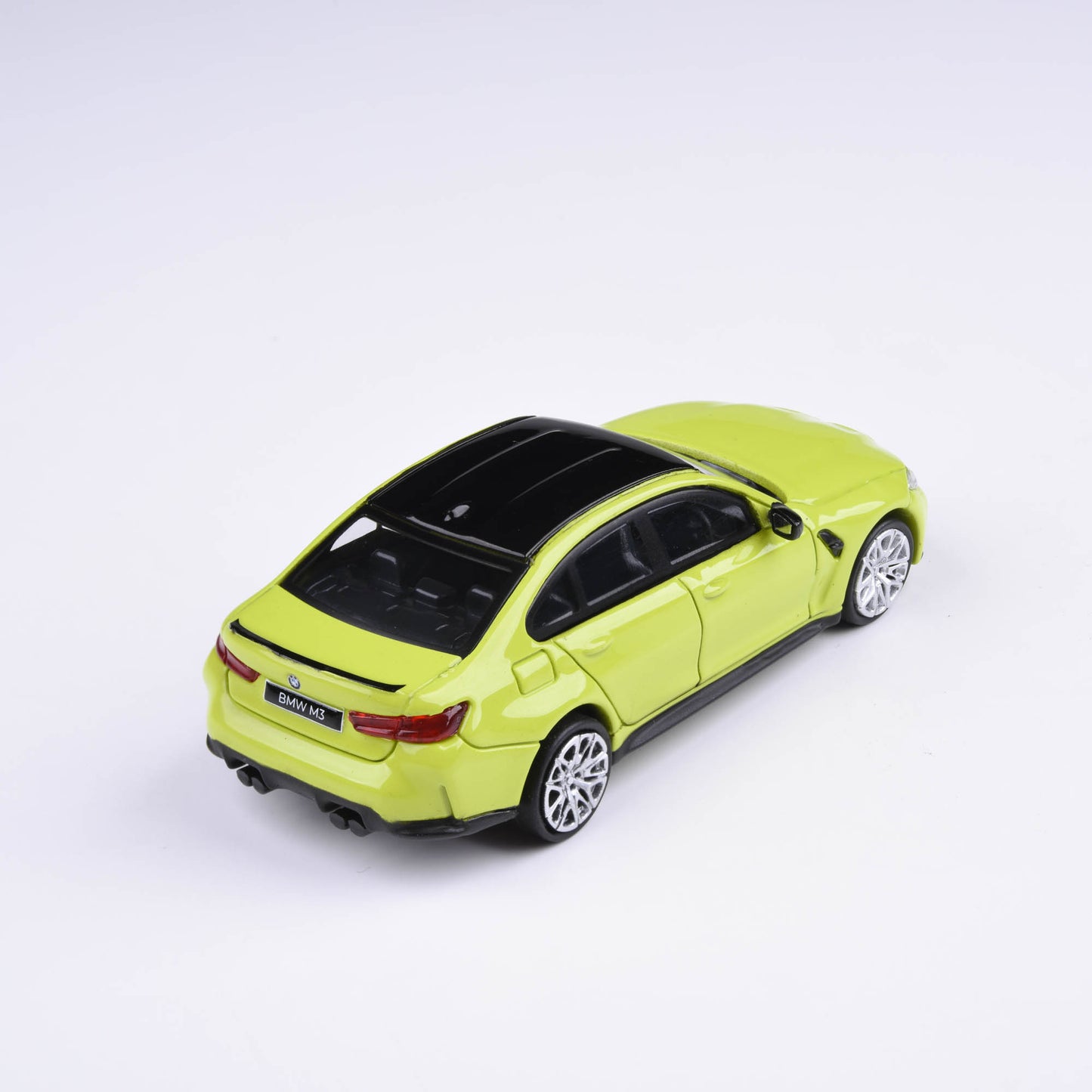 1:64 BMW M3 (G80) Sao Paulo Yellow / Toronto Red