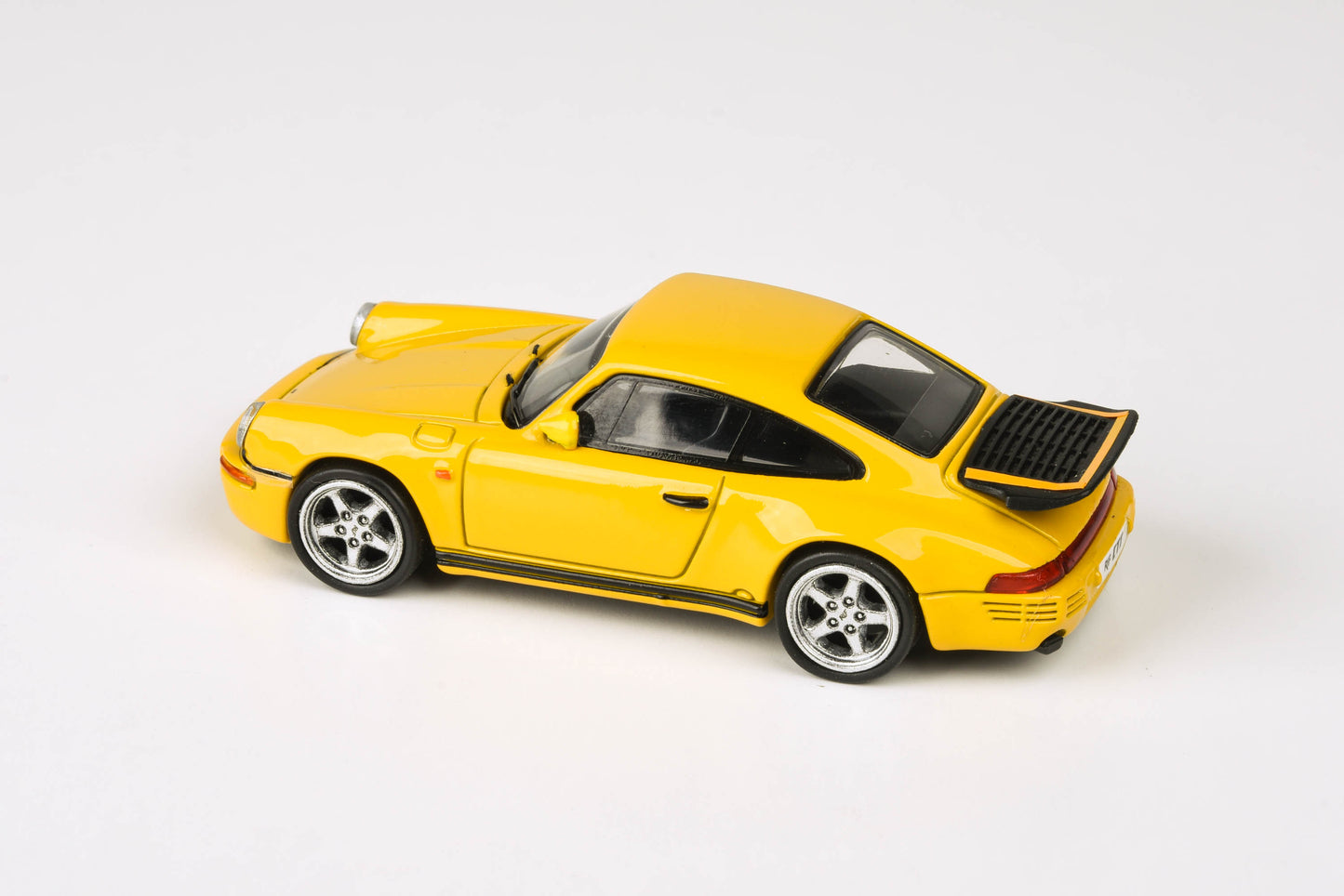 1:64 RUF CTR Yellowbird - yellow, black