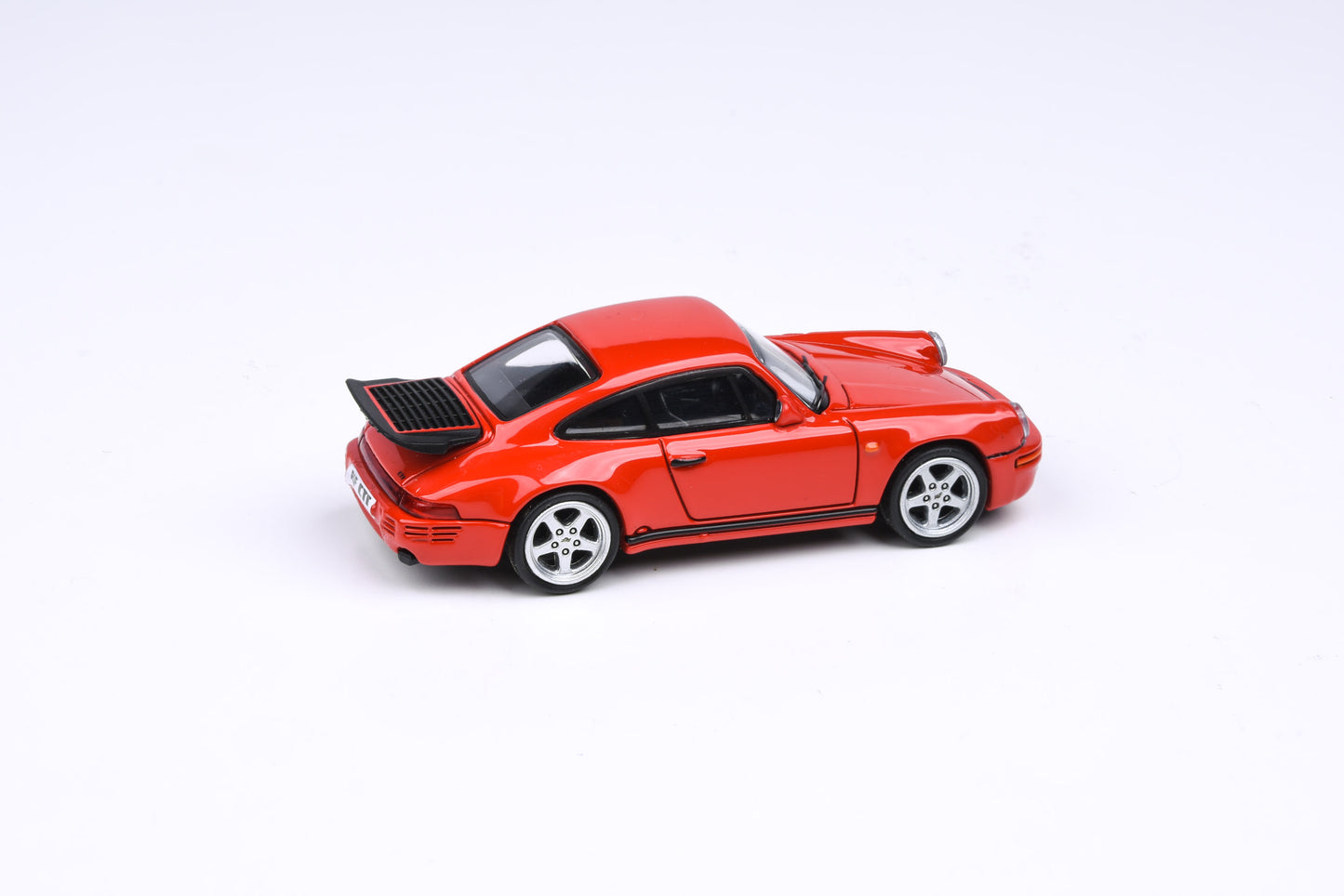 1:64 RUF 1987 CTR Yellowbird - Guards Red / Irish Green