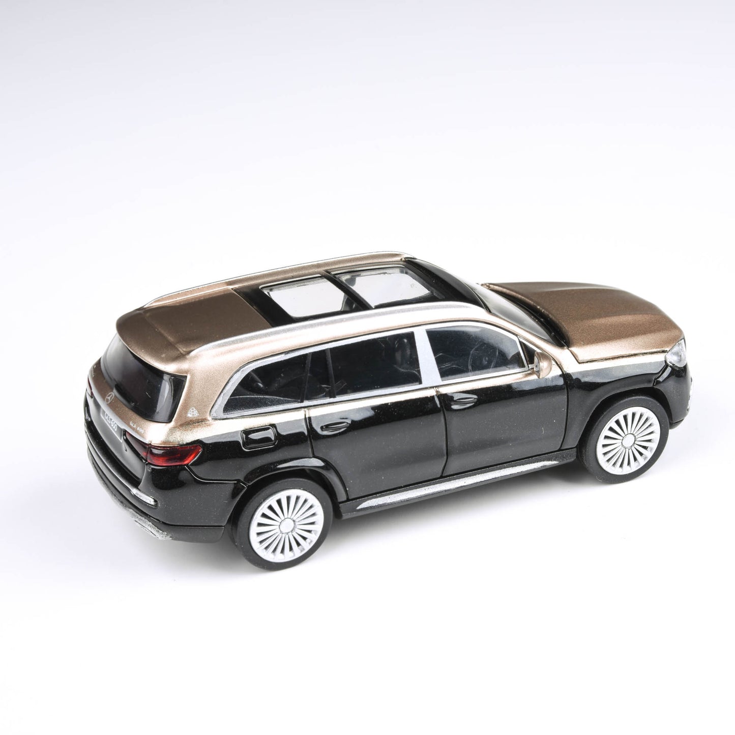 1:64 Mercedes-Maybach GLS 600 Two Tone