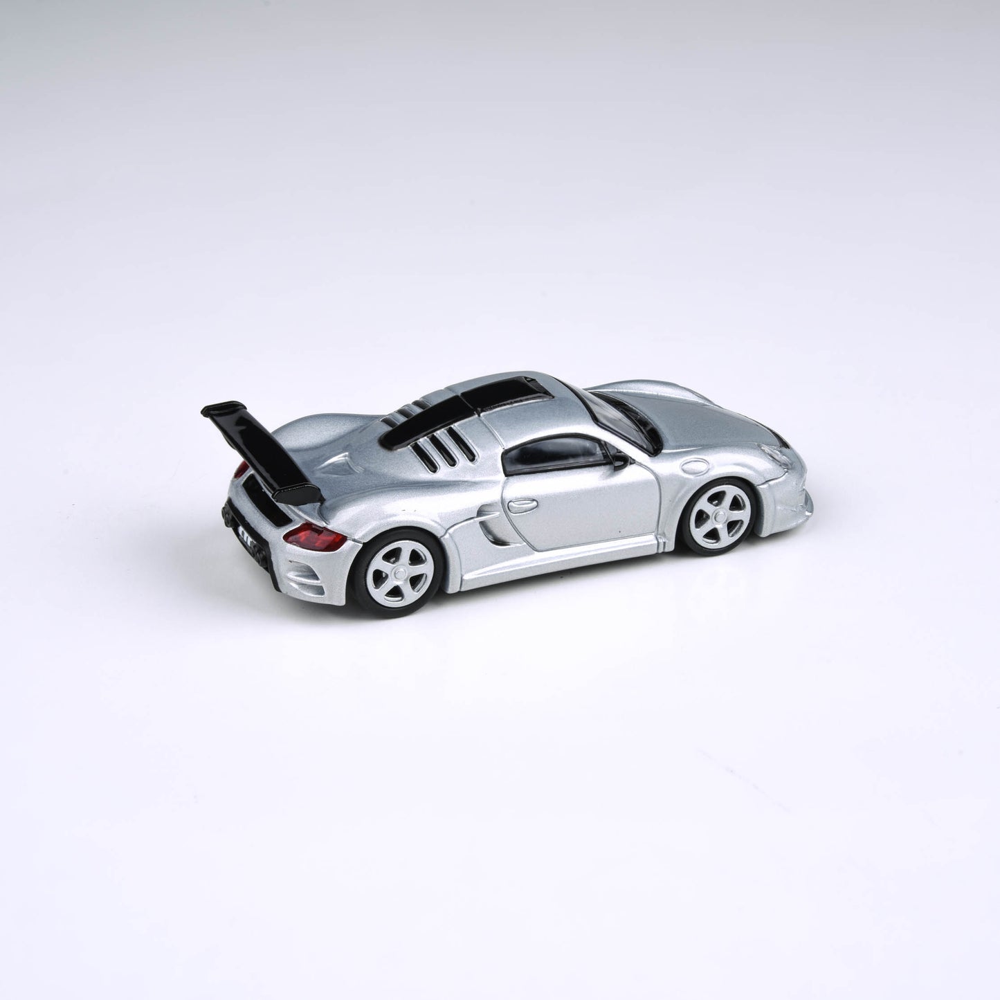 1:64 2012 RUF CTR3 - Silver / Guards Red